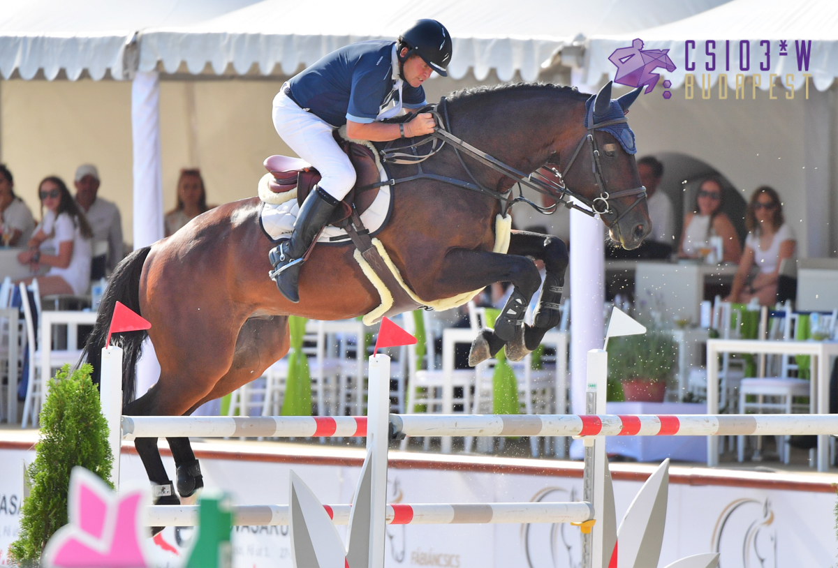 Wout-Jan van der Schans (NED) - A S Bombay