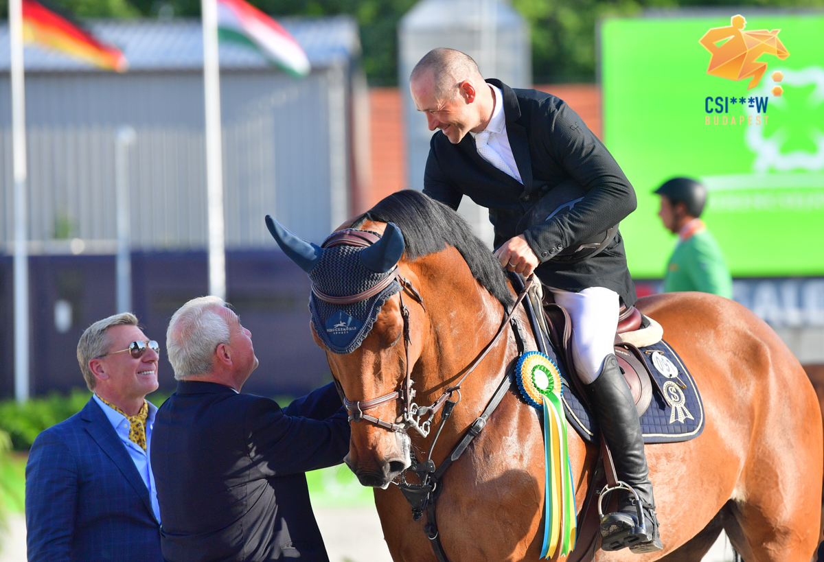 Ifj. Kövy András - E-UP